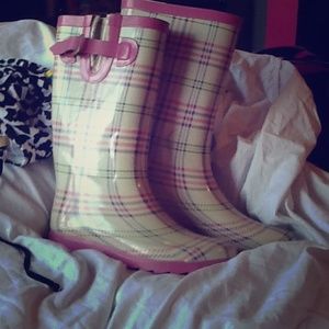 Rain boots